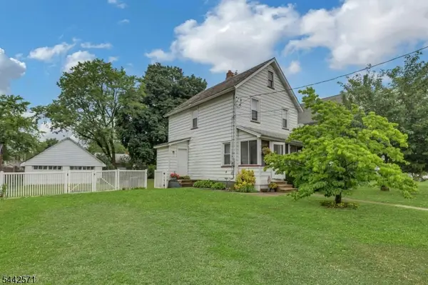 36 Furnace Ave, Wanaque Boro, NJ 07465