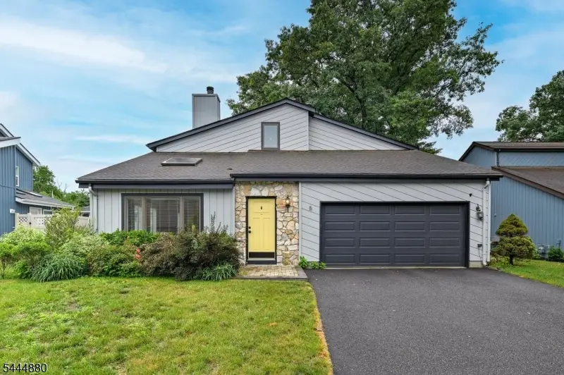 5 Stonebridge Ct, Denville, NJ 07834 - #1