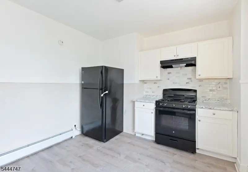 58 Floyd Ave, Ampere North, NJ 07003 - #3