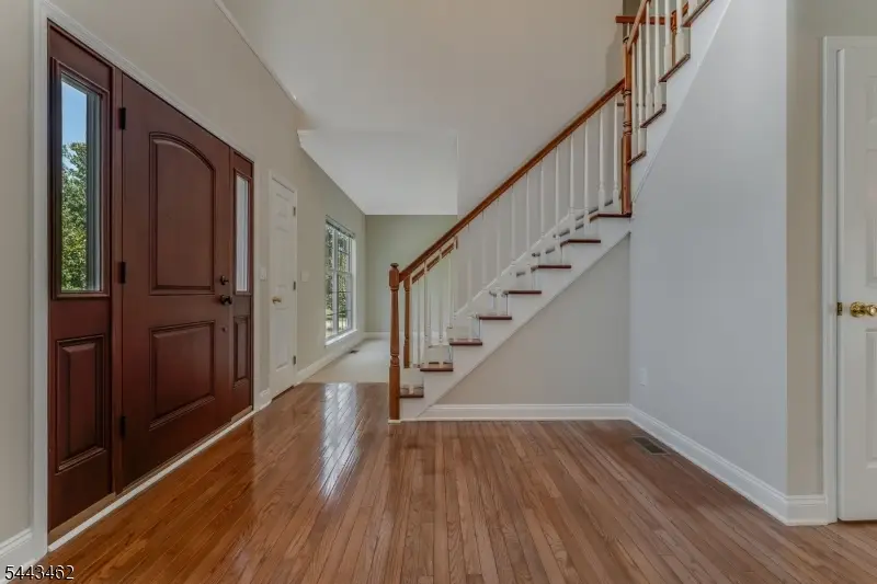 21 Benjamin Drive, Franklin, NJ 07882 - #2