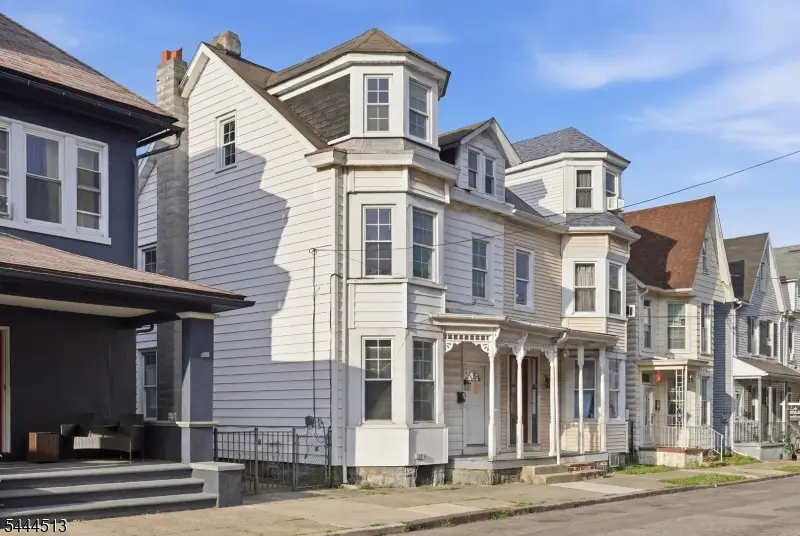 283 Mercer St, Phillipsburg, NJ 08865 - #1