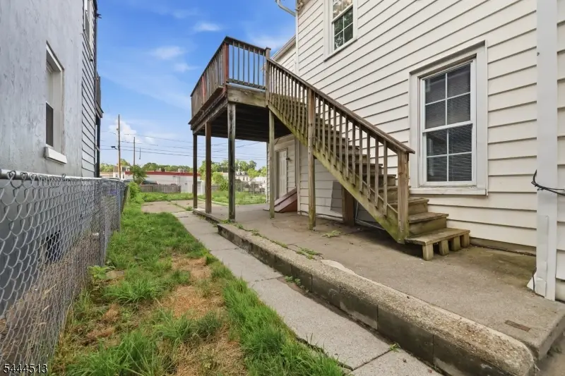 283 Mercer St, Phillipsburg, NJ 08865 - #3