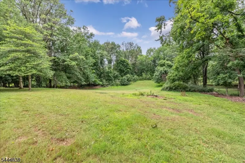 6 Orchard Dr, Scotch Plains, NJ 07076 - #2