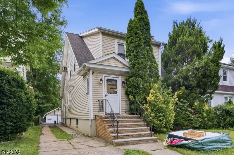 55 Schaefer Rd, Maplewood, NJ 07040 - #1