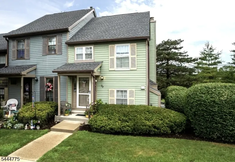 98 Wood Duck Ct, Allamuchy, NJ 07840 - #1