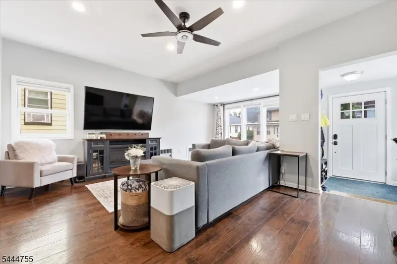 22 Naden Ave, Irvington, NJ 07111 - #2