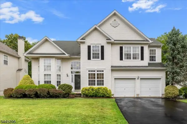 36 Blackstone Dr, Montgomery Twp., NJ 08540