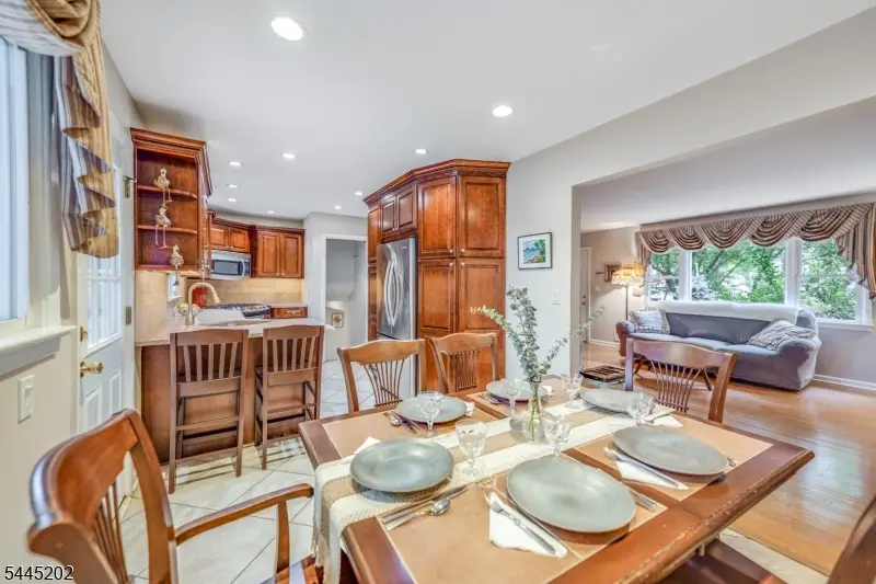 61 Glenwood Rd, Fanwood, NJ 07023 - #2
