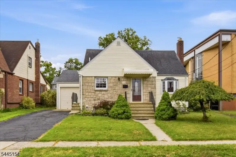 208 Baldwin Ave, New Milford, NJ 07646 - #1