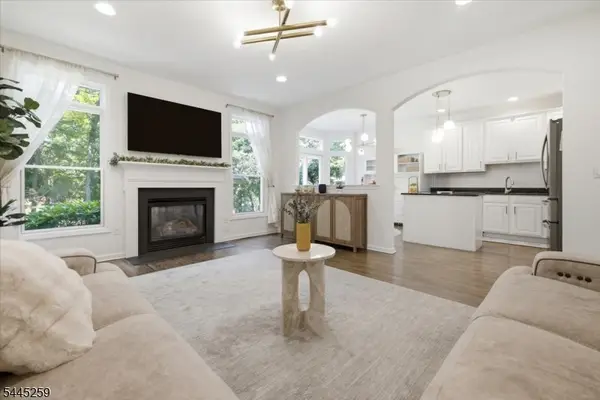 21 Chestnut Ct #11, Cedar Grove Twp., NJ 07009