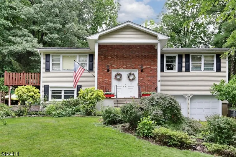6 Cooper Dr, Wanaque, NJ 07456 - #1
