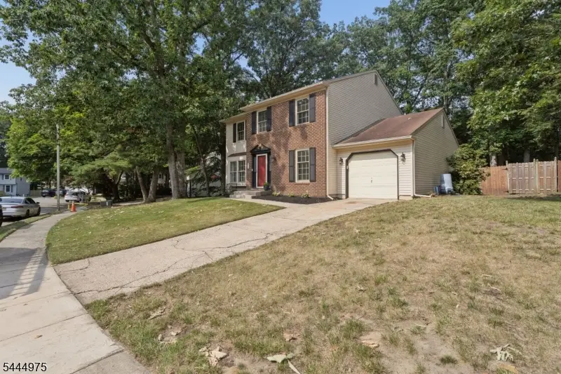 12 Shadow Oak Ct, Mount Laurel, NJ 08054 - #2