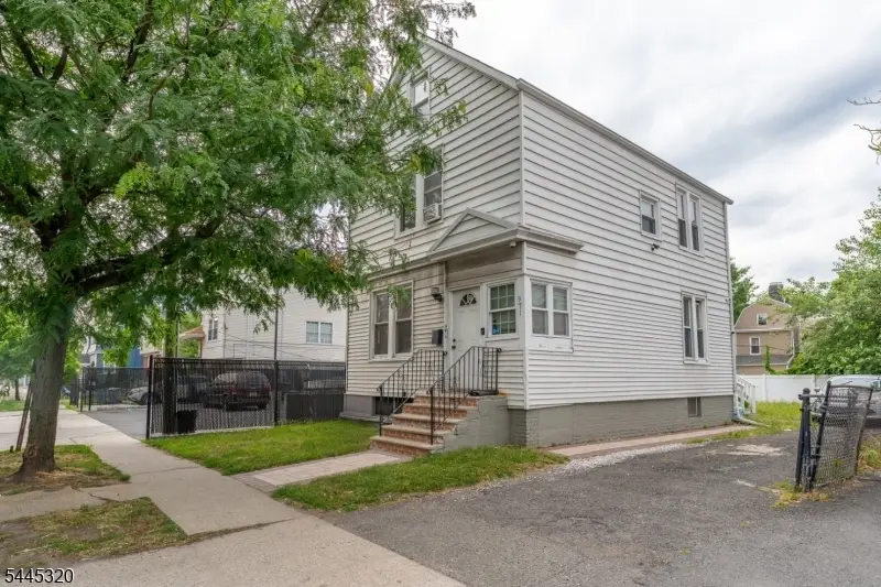 971 Grove St, Irvington, NJ 07111 - #1