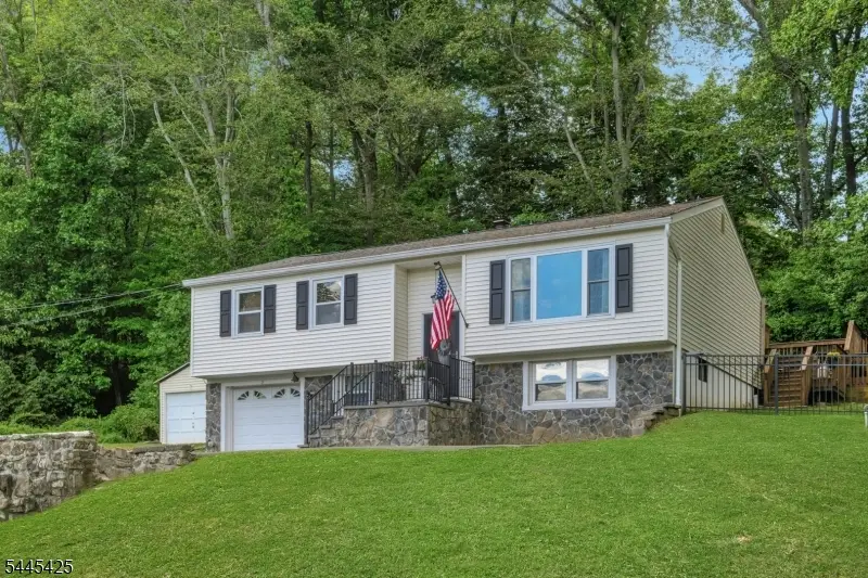 3 S Hillside Dr, Budd Lake, NJ 07828 - #1