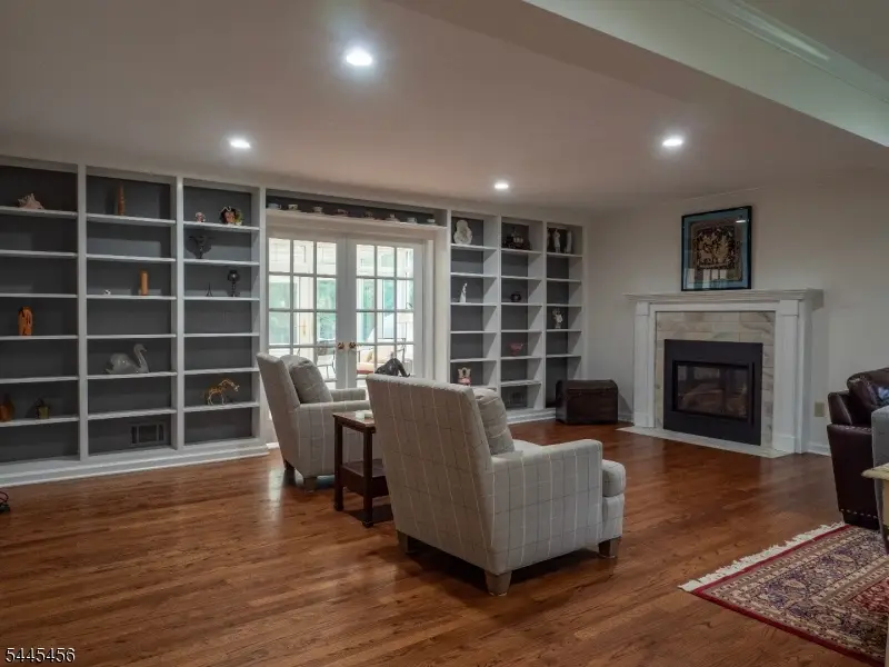 112 Victoria Dr, Bernards, NJ 07920 - #3