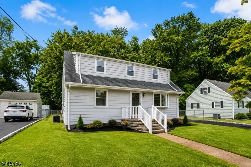18 Farmingdale Ave, Brookdale, NJ 07003 - #2