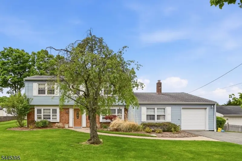 30 Whittier Ln, Oakland, NJ 07436 - #2