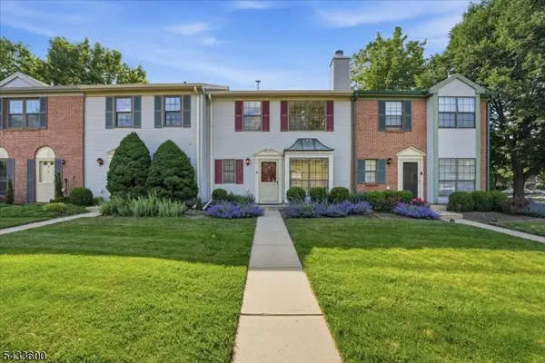 2 Veros Ln, Franklin Twp., NJ 08823