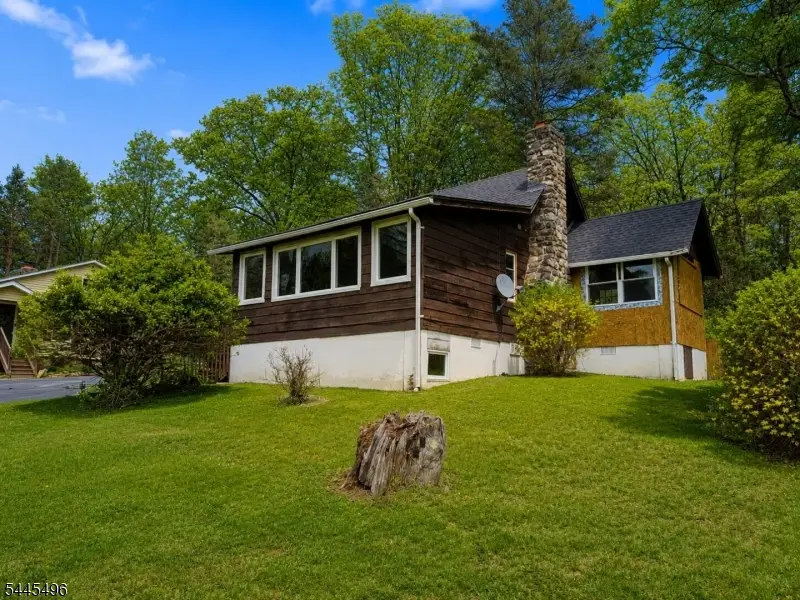 18 Wallkill Dr, Vernon, NJ 07461 - #2