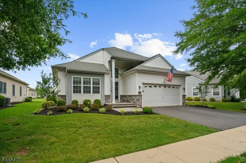 79 Renaissance Blvd, Franklin, NJ 08873 - #2