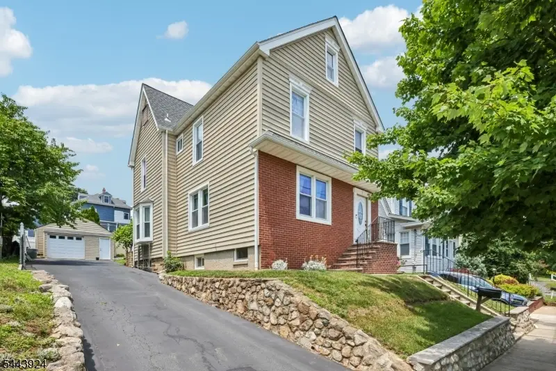21 Birch St, West Orange, NJ 07052 - #1