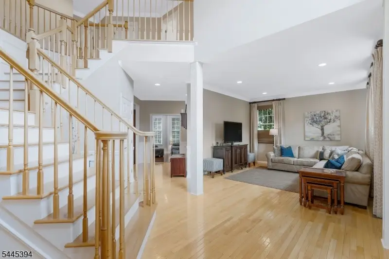 17 Sugarwood Way, Warren, NJ 07059 - #3