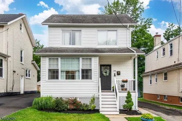 210 Jacoby St, Maplewood Twp., NJ 07040