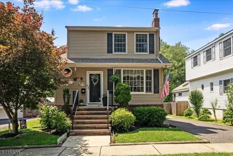 15 Oak St, Hillsdale, NJ 07642 - #1