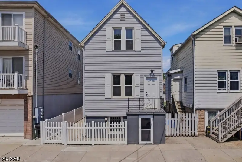 30 Edison St, Silver Lake, NJ 07003 - #1