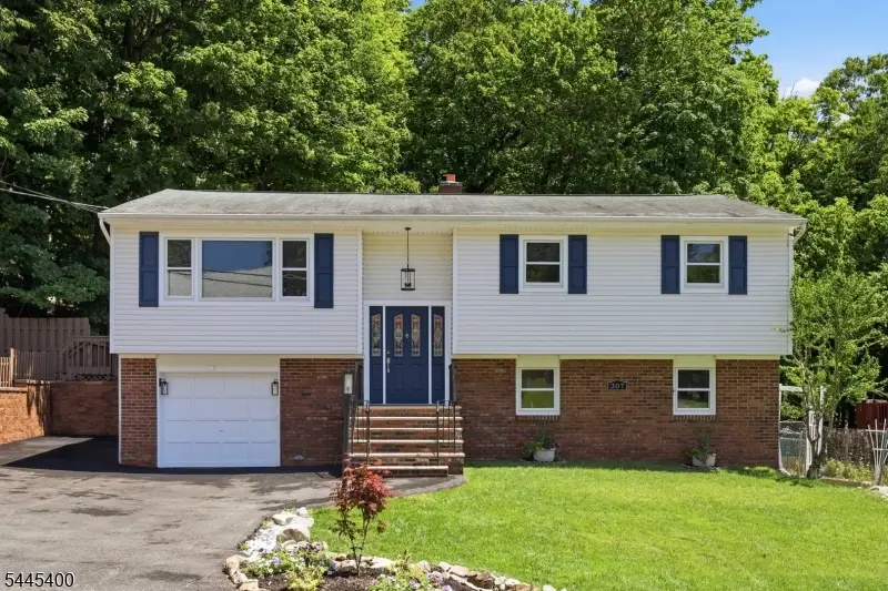 307 Nariticong Ave, Hopatcong, NJ 07843 - #1