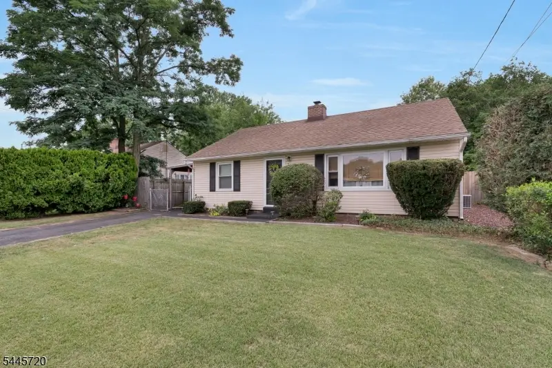 21 Louis Ave, Middlesex, NJ 08846 - #2