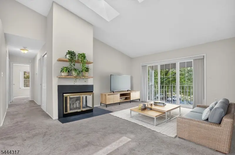 2212 Doolittle Dr, Bradley Gardens, NJ 08807 - #1
