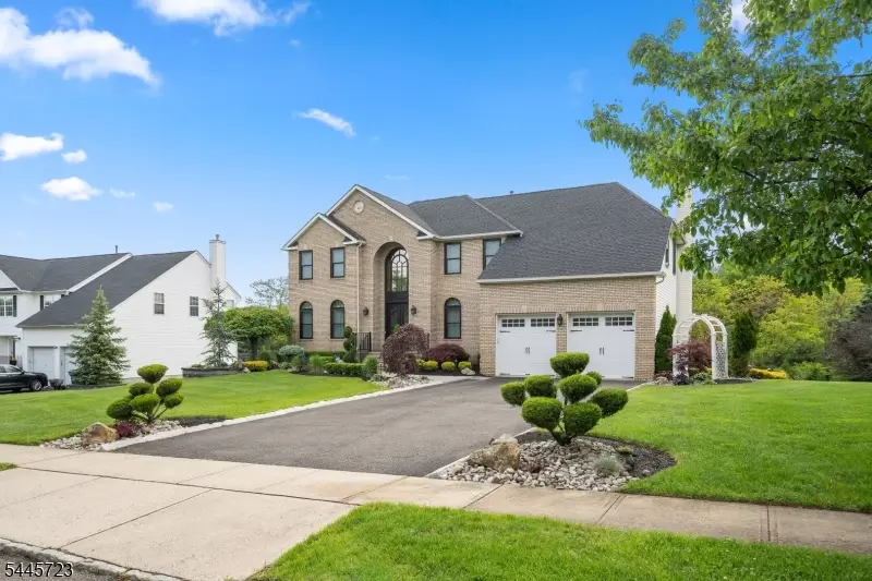 6 Christinalynn Dr, Monroe, NJ 08831 - #2
