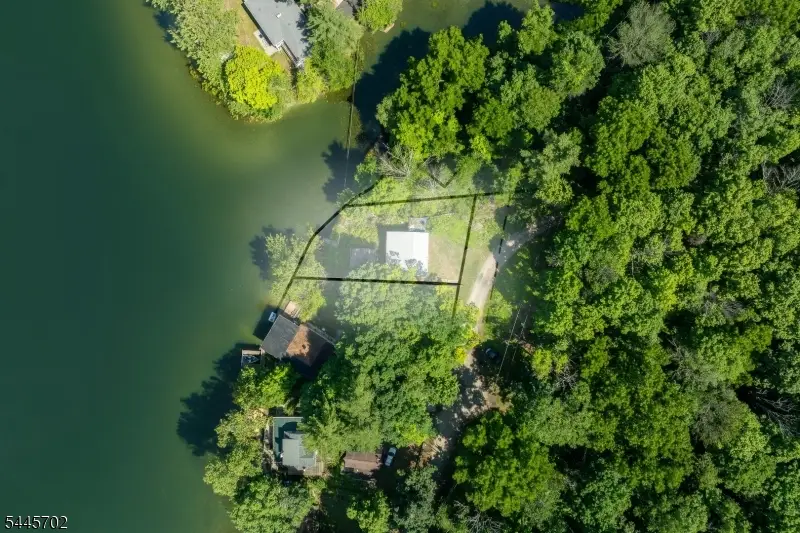 19 Lake Grinnell Ln, Sparta, NJ 07871 - #2