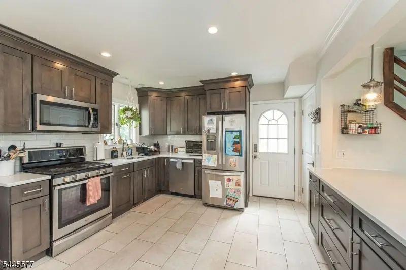 5 Doherty Dr East, Clifton, NJ 07013 - #2