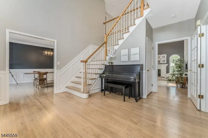 15 Chalfonte Dr, Clinton, NJ 08833 - #3