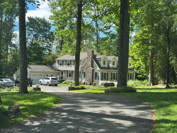 30 Dogwood Dr, Chester Twp., NJ 07930