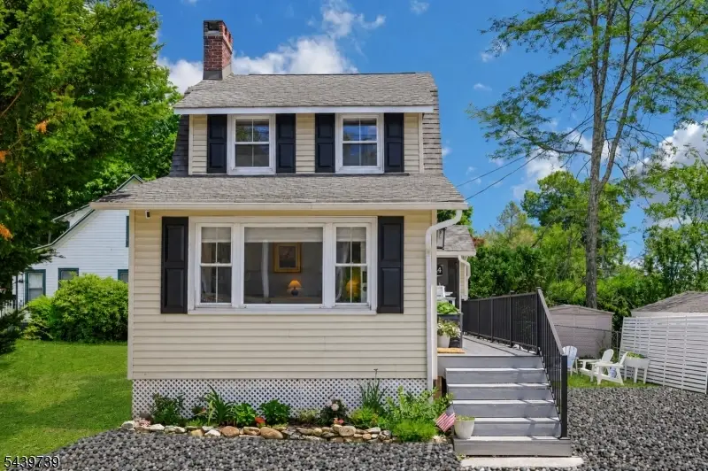 4 Lakeview Ave, Budd Lake, NJ 07828 - #1