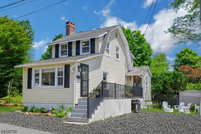 4 Lakeview Ave, Budd Lake, NJ 07828 - #2