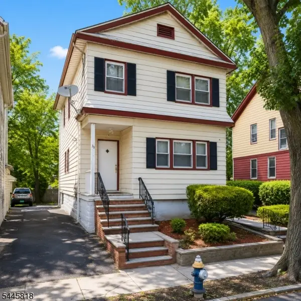 36 Allen St, Irvington Twp., NJ 07111