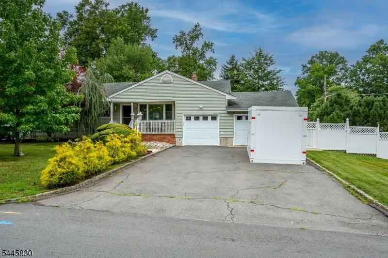 979 Wood Ave, Edison, NJ 08820 - #1
