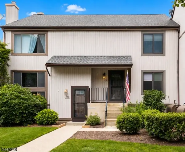 13229 Dell Pl, Stanhope Boro, NJ 07874