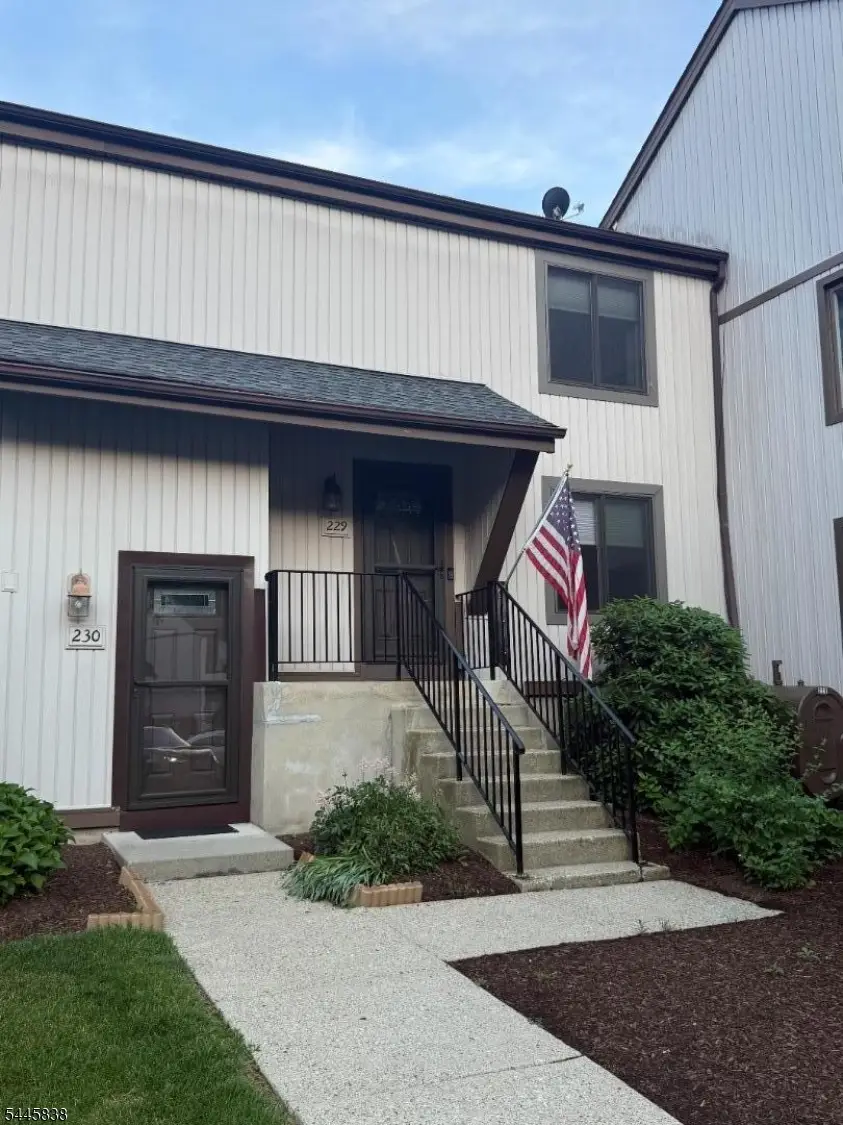 13229 Dell Pl, Stanhope, NJ 07874 - #2