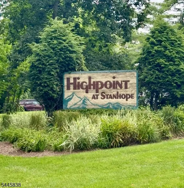 13229 Dell Pl, Stanhope, NJ 07874 - #3