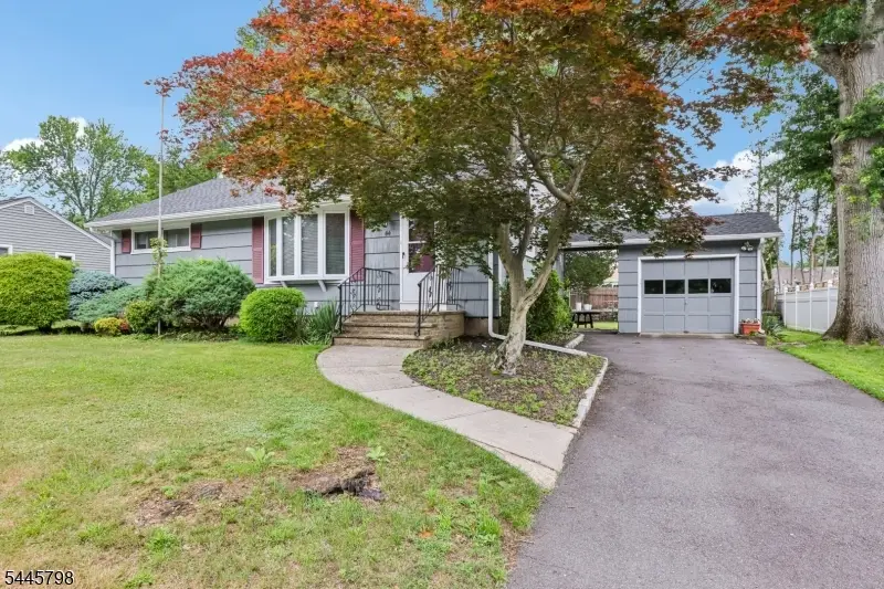 44 Rumana Rd, Wayne, NJ 07470 - #2