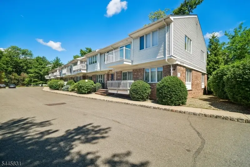 245 Main St Unit 2a #2A, Millburn, NJ 07041 - #2