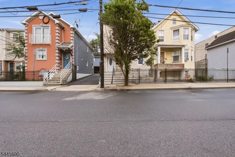 65 Highland Ave, Newark, NJ 07104 - #2