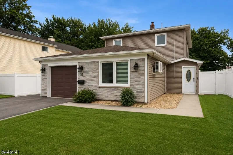 16 Adrian St, Pompton Lakes, NJ 07442 - #1