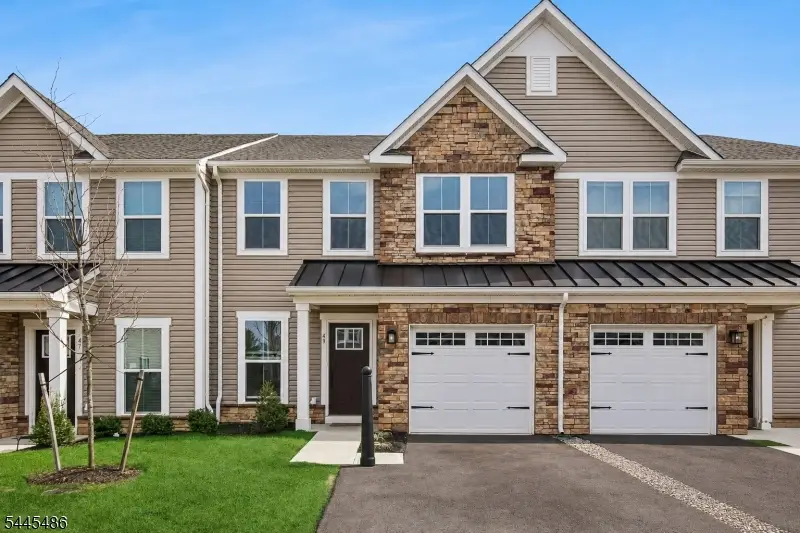 49 Owen Ct, Franklin, NJ 08873 - #2
