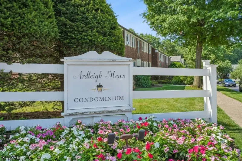 349 Bloomfield Ave #10, Verona, NJ 07044 - #1